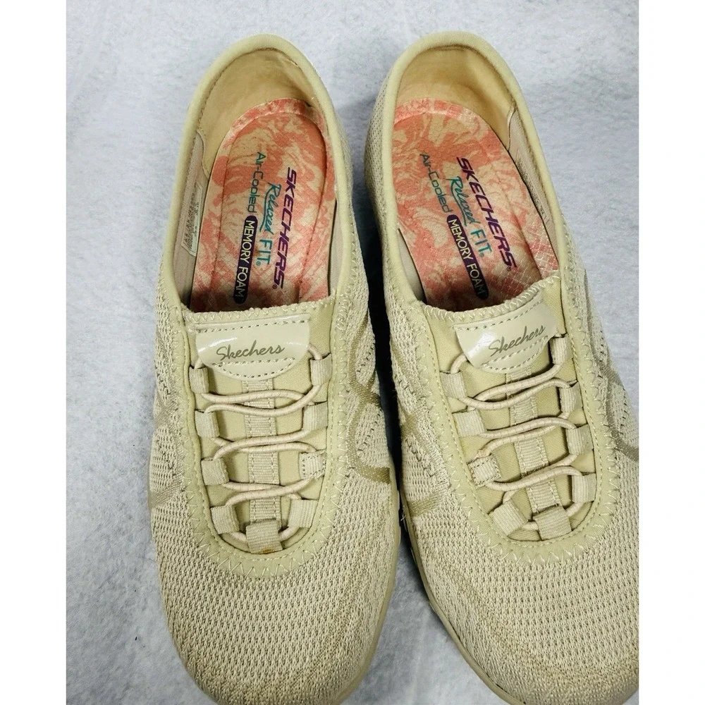 Skechers Relaxed Fit Air-Cooled Memory Foam Women's Beige Slip-On Shoes Size 5.5